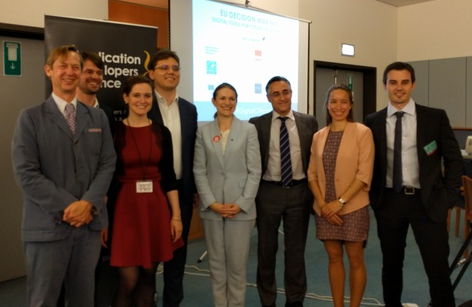 We have been invited by the App Developers Alliance in its 4th Tech Policy Roundtable. The roundtable was co-hosted by two S&D; MEPs: Catherine Stihler and Victor Negrescu. 